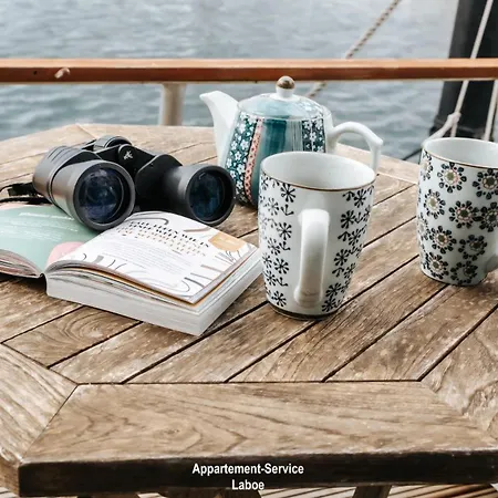 Hausboot Canoga * Laboe