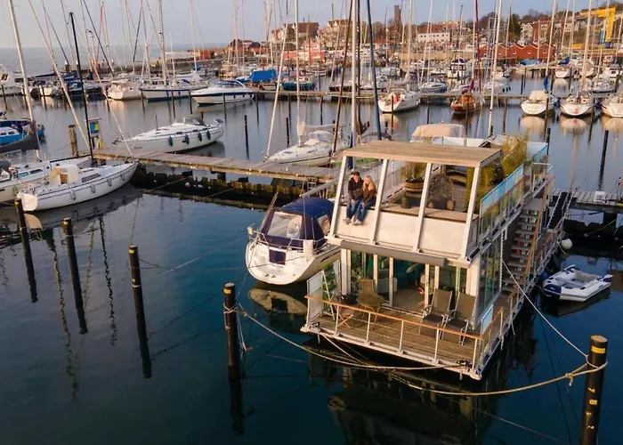 Hausboot Canoga Casa de Férias