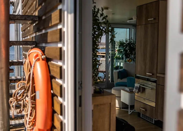 Casa de Férias Hausboot Canoga Laboe